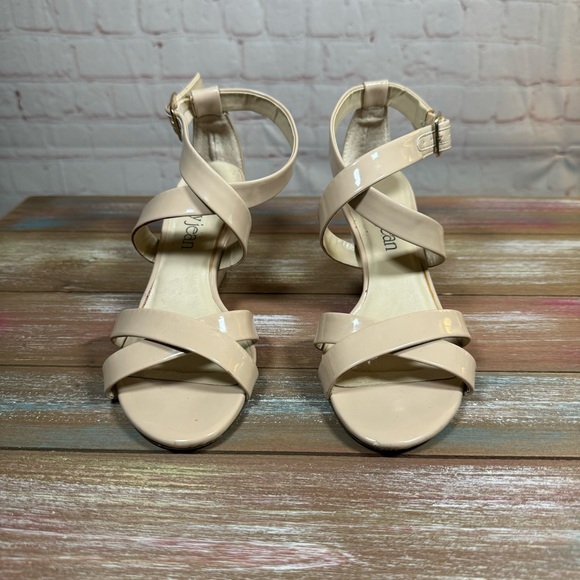 Cathy Jean Women’s Ankle Strap Open Toe Buckle  Ivory Size 6 Cream Color - Picture 12 of 13